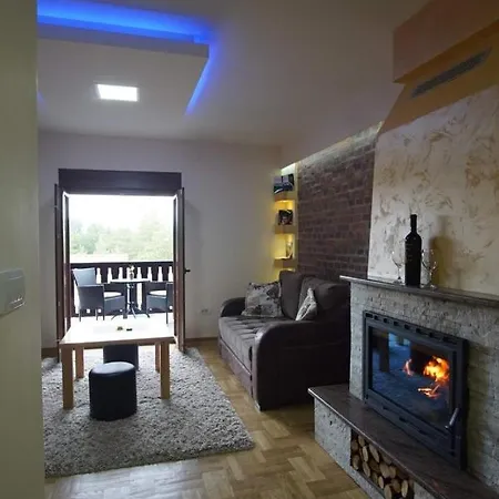 Tara Malesevic - 2 Daire